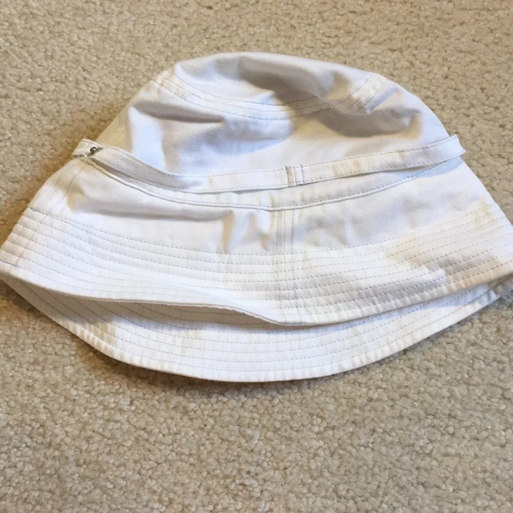 NWT Gap brimmed hat size S/M
